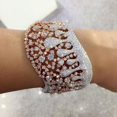 Rose@White Gold ,Diamont bracelet....