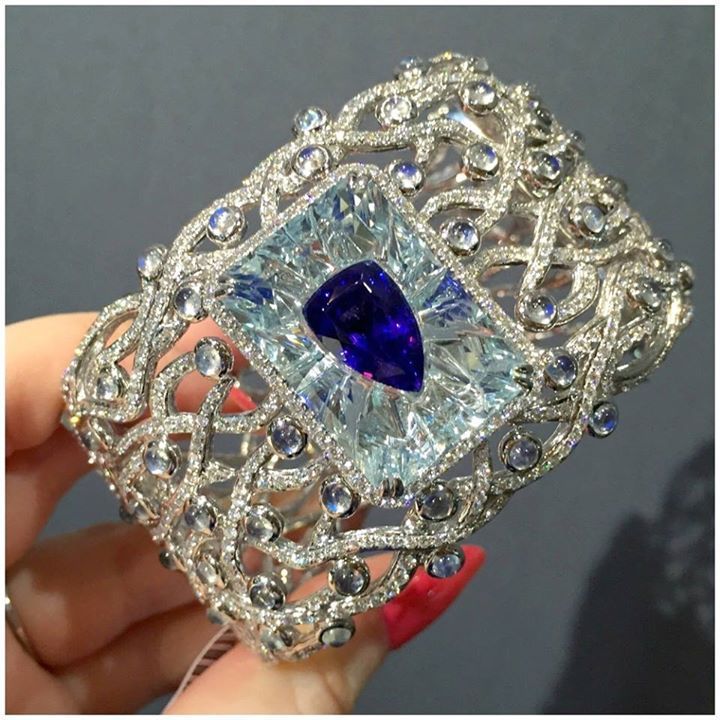 This Yael Designs bangle features a 7 carat... -                     			  			Dia...