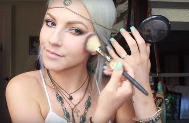 MAC - Mineralize Skinfinish in Center of the Universe | Neutral Music Festival M...