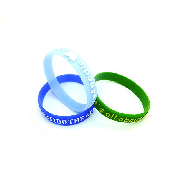 Custom silicone bracelet for kids  #glowingsiliconewristband #Multicolorsilicone...