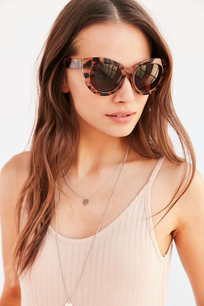 Bianca Chunky Cat-Eye Sunglasses - Urban Outfitters
