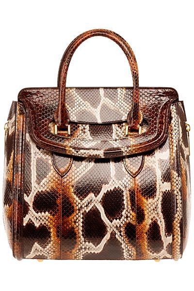Alexander McQueen Luxury Handbags Collection & More Details...