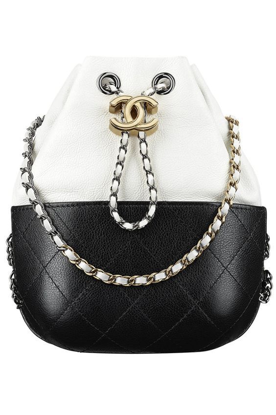 Chanel Handbags collection & more luxury details...