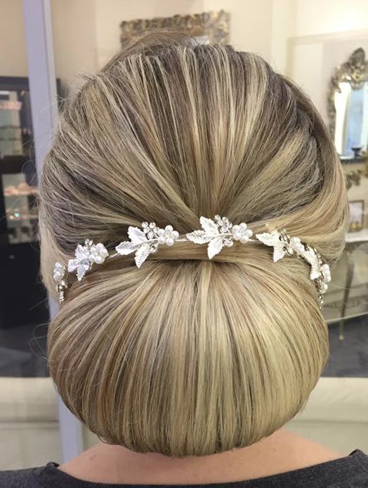 Elstile Wedding Hairstyle Inspiration - MODwedding
