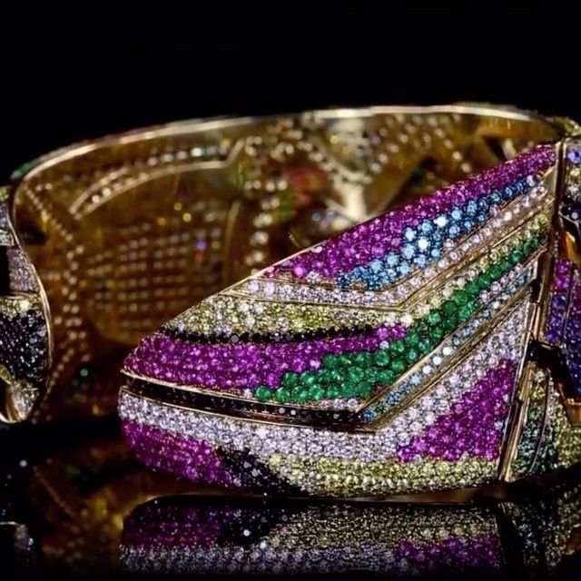 AWESOME !!!  #Sapphire and #Diamond Cuff Bracelet from @miiori_newyork #Jewelry ...