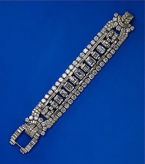 Van Cleef & Arpels Jewelry by Clive Kandel, via Flickr