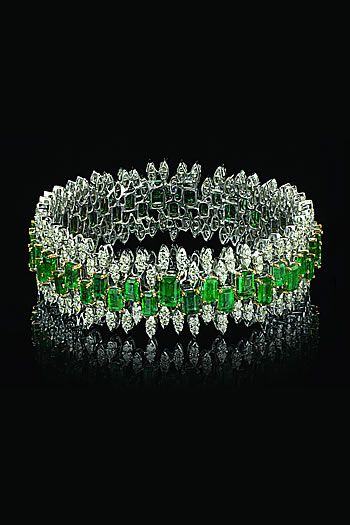 www.bkgjewelry.co... A diamond and emerald bracelet to adorn your wrist,,,,,BEAU...