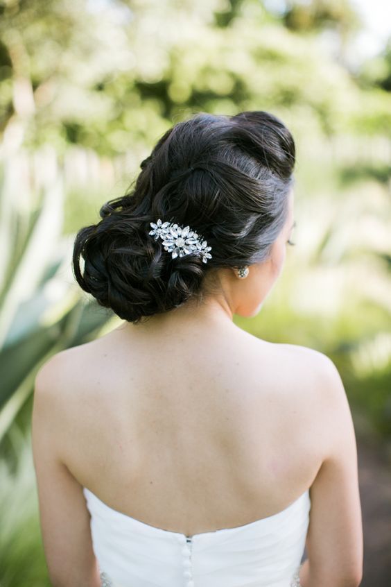 Featured Photographer: Jasmine Lee Photography; Wedding hairstyle idea....