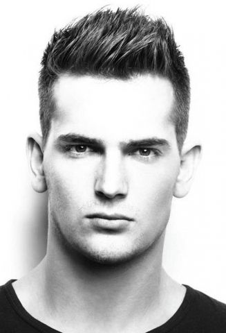 Short Haircuts For Round Faces Men Models...