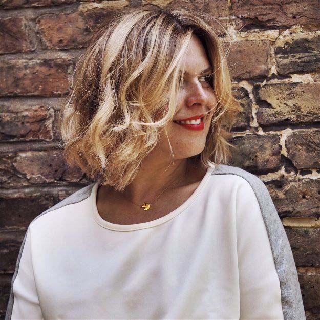 Wavy Bob | 20 Hairstyles for Work | Quick and Easy Hairstyles You Can Do...