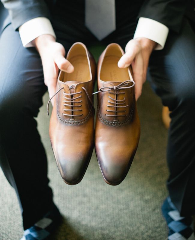 Ombre groom shoes.