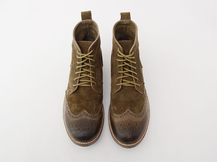 Hoo Leather & Suede Brogued Wingtip Angus Boots - 11 Main