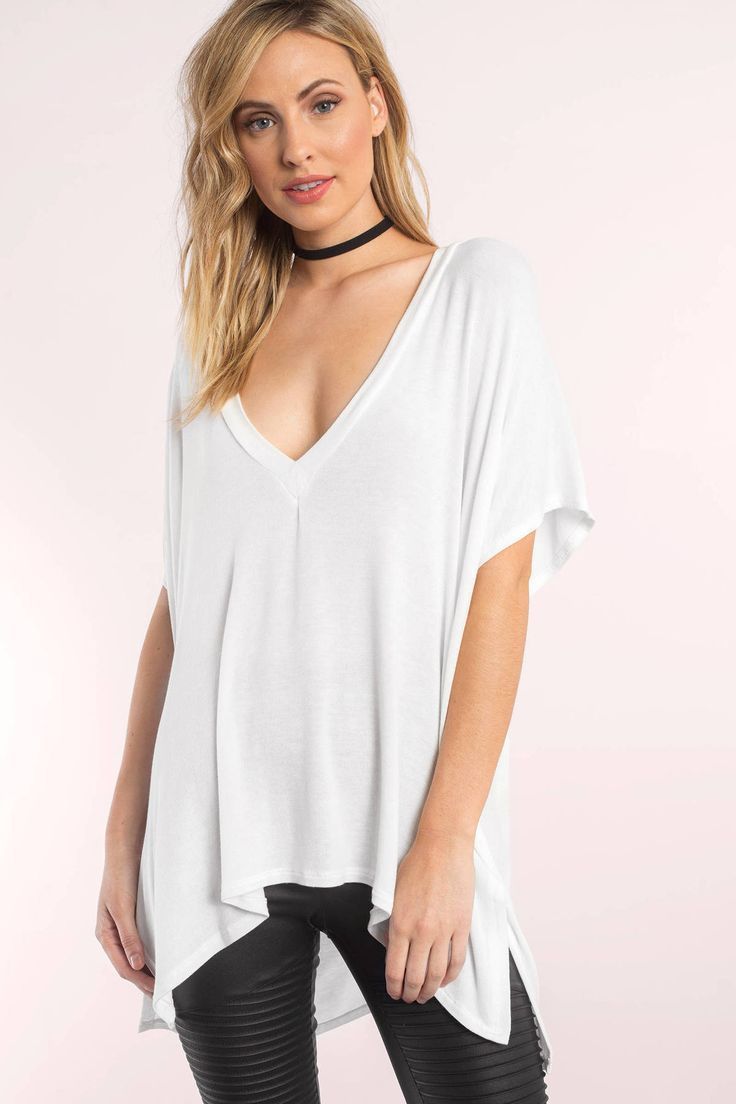 Alley Plunging Tee