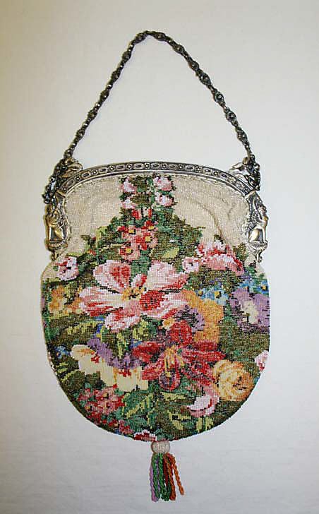 Beaded bag w/ silver mount and chain, probably French, late 19th C.