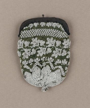 Purse, made in America mid-19C. @ MFA Boston Silk crochet with glass beads