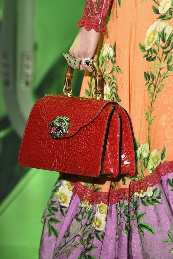 Gucci Fall 2017 Handbags Collection & More Luxury Details...