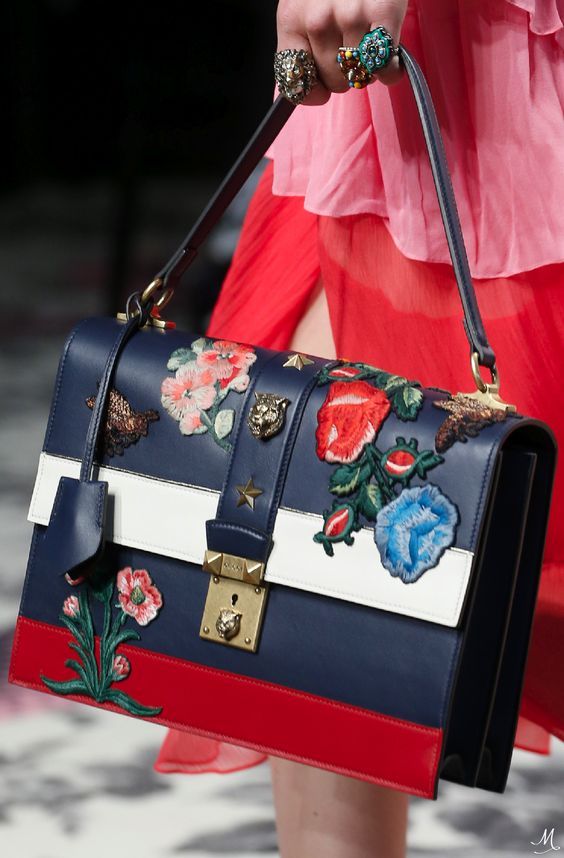 Gucci Fall 2017 Handbags Collection & More Luxury Details...