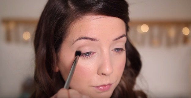 Step 6: Apply Eyeshadow | Valentine's Day Makeup Tutorial Using Drugstore Pr...