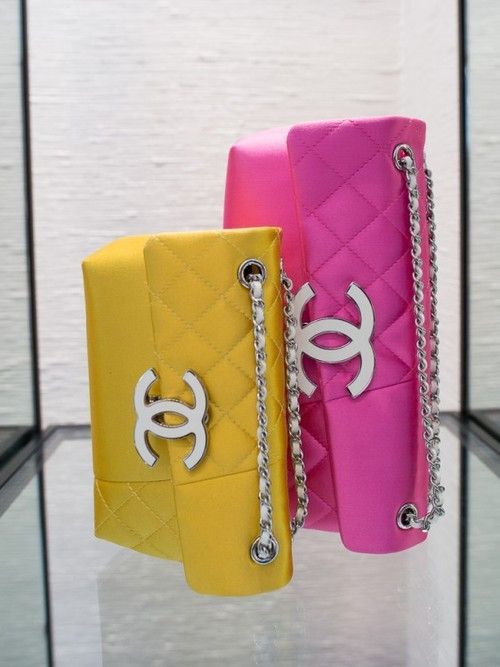 Chanel Clutch Collection & More Luxury details...