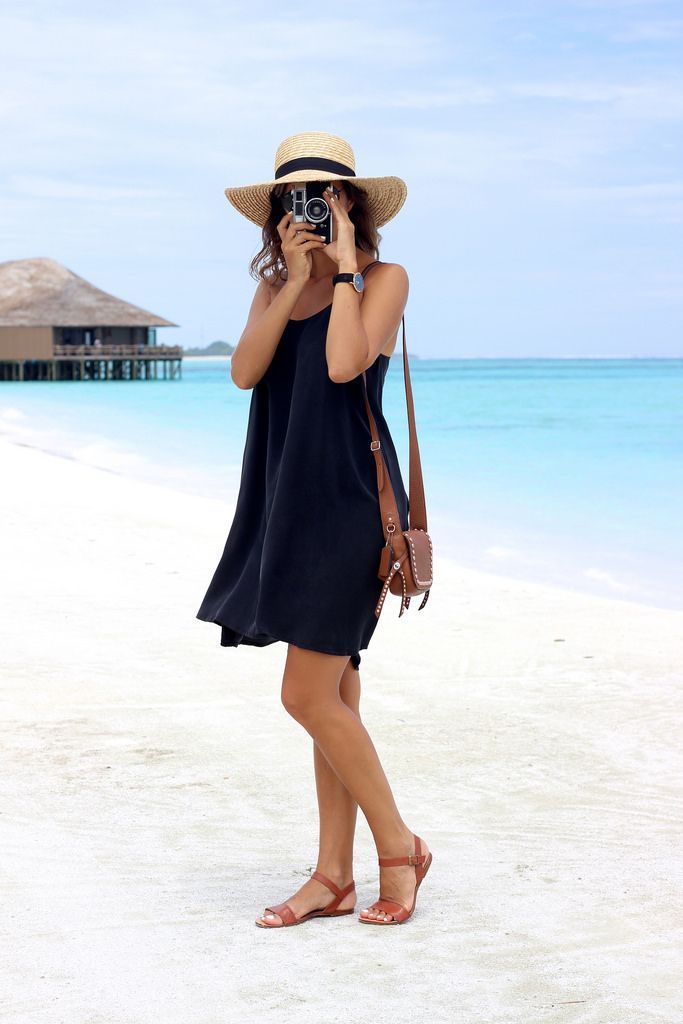 Packing For A Holiday: Choosing The Right Dresses...