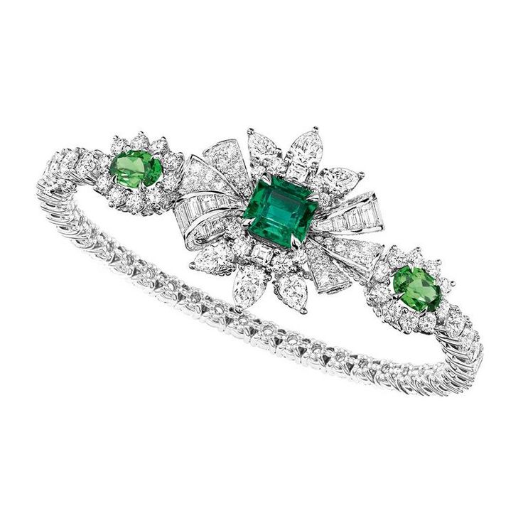 Dior Plumetis Émeraude bracelet with emeralds and diamonds...