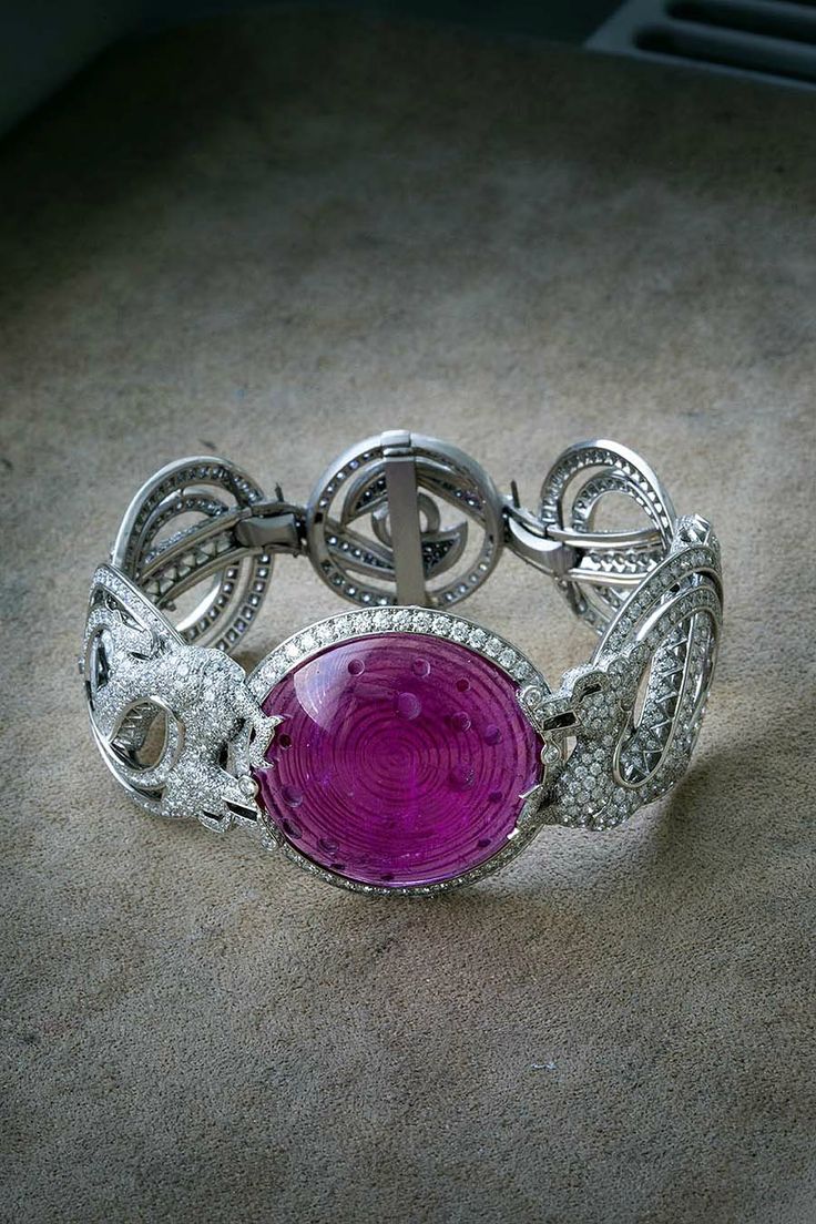 L'Odyssée de Cartier high jewellery - A.lain R. T.ruong...