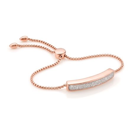 This beautiful bracelet features pavé set diamonds totalling 0.52 carats. The b...