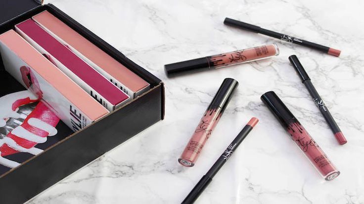 I've compiled some of the best liquid lipsticks out of my makeup kit. Find o...
