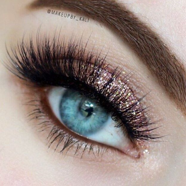 Date Night Looks: Rose Gold Glitter | 7 Eyeshadow Date Night Looks Perfect for Y...