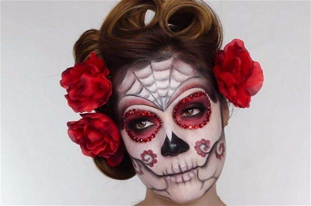 Day Of The Dead Halloween | Your Main Guide To The Best Makeup Tutorials This 2...
