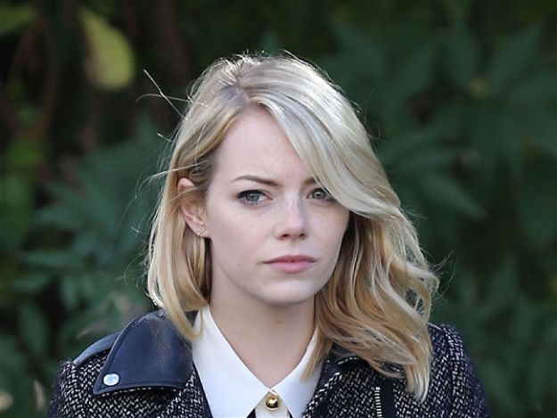 Emma Stone | Which Blush Color Is Perfect For Fair Skin? | Blush 101...