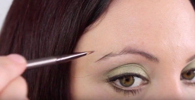 Fill in Brows | Pantone Color of the Year Eye Makeup Tutorial...