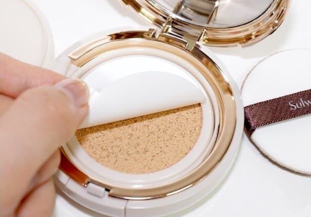 Inside of Cushion Foundation | Different Types of Makeup Foundation...