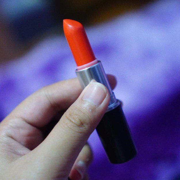 Lipstick Shades for Dark Skin: Orange | 7 Perfect Lipstick Shades for Dark Skin ...