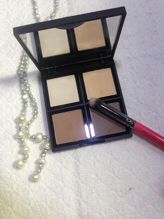 Mirror | ELF Contour Palette Review Should You Bother Getting This $6 Makeup?...