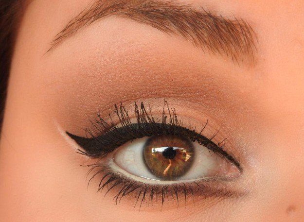 White Eyeliner | MUA Tips: How to Fake Big Eyes with Makeup...