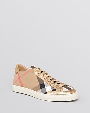 Burberry Lace Up Sneakers - Hartfields Check Plaid