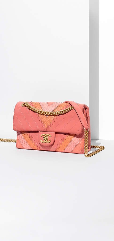 Chanel Handbags Collection & More Luxury Details...