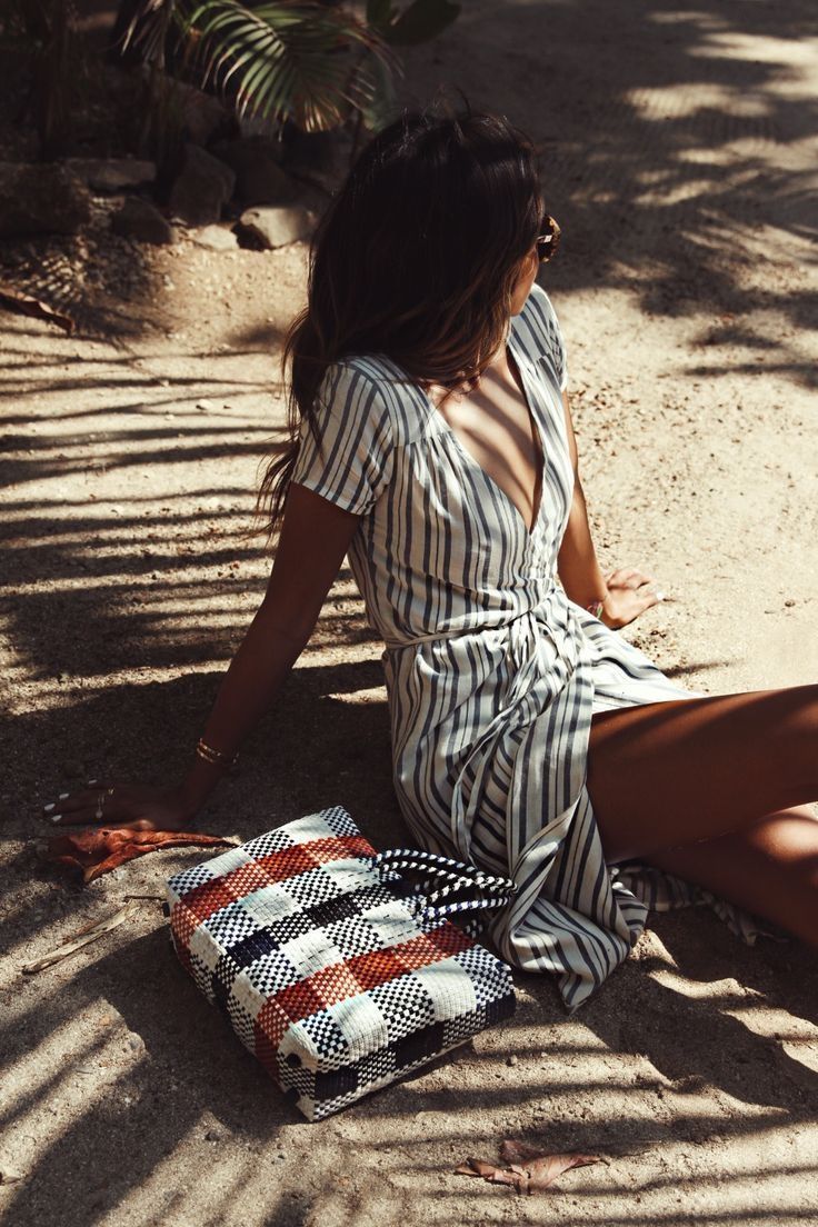 Seaside hangs with Sincerely Jules in the 'Right Side' Dress || Sincerel...