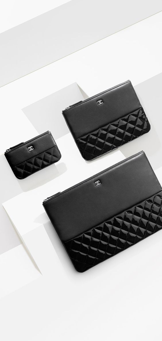 Chanel Clutch Collection & more details...