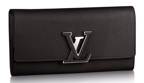 Louis Vuitton Clutch Collection & more details...
