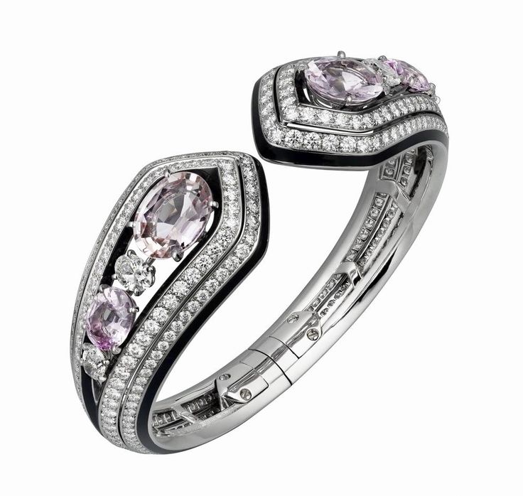 CARTIER. Bracelet - platinum, four pink topaz weighing a total of 13.11 carats, ...