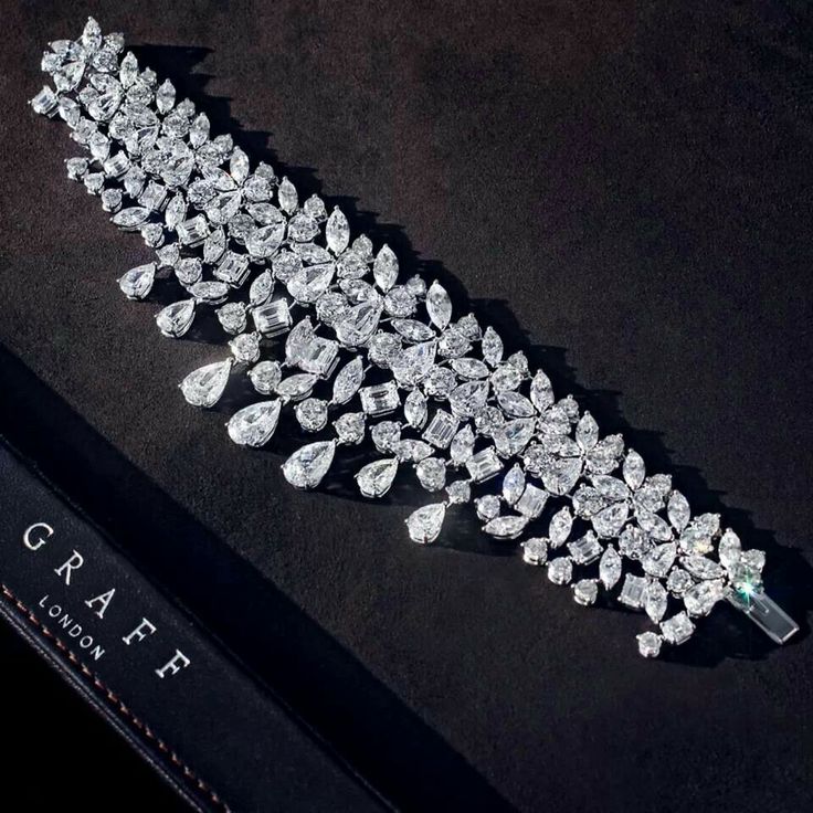 Graff diamond Fringe bracelet, 81.66 carat multi shape diamonds...