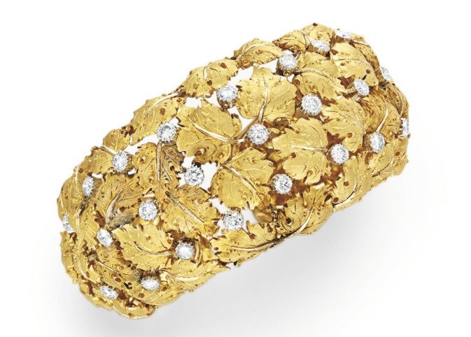 Lot 244 - A DIAMOND AND GOLD CUFF BRACELET, BY BUCCELLATI