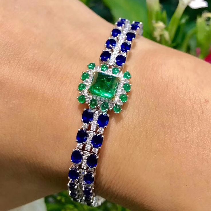 @taiwan_kunlun_jewelry. Diamonds, Sapphires, and Emeralds Bracelet...