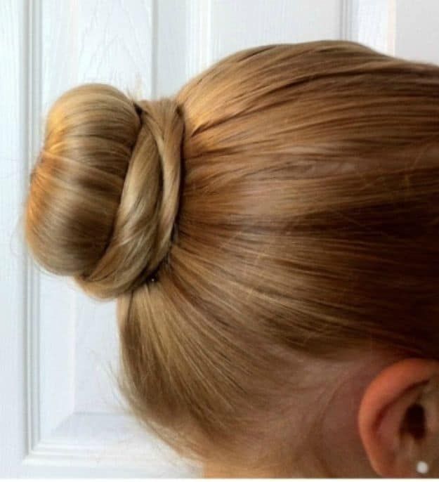 Ballerina Bun | 19 Homecoming Dance Hairstyles Inspiration Perfect For The Queen...