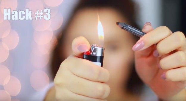 12. DIY Gel Eyeliner | 17 Great Eyeliner Hack for Makeup Junkies | Makeup Tutori...