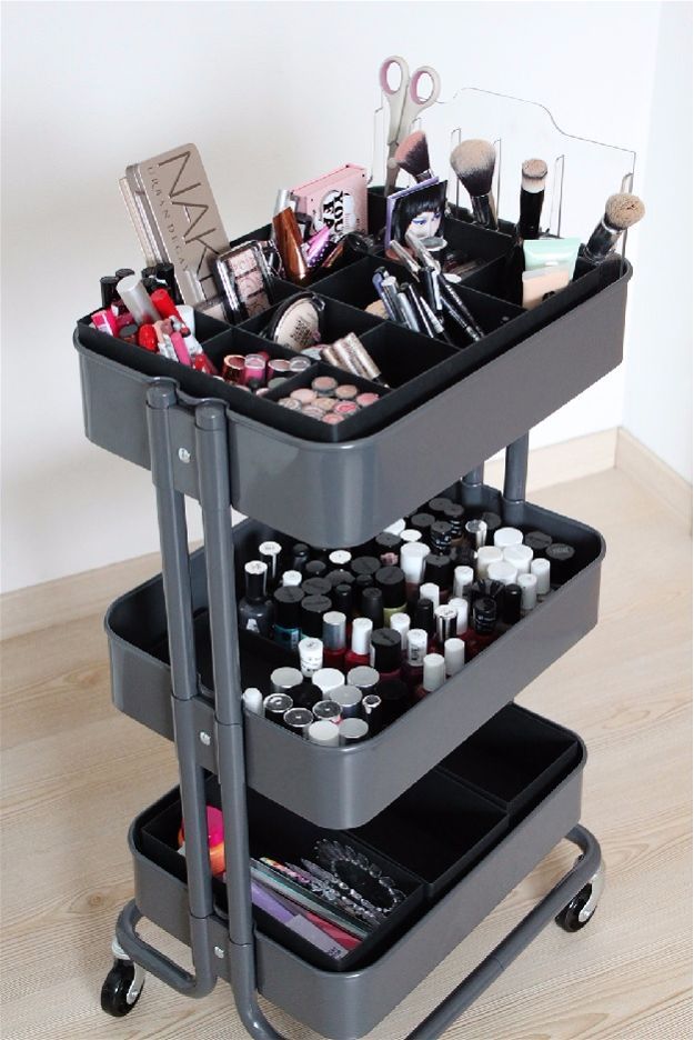 Rolling Cart | Cool Makeup Organizers To Give Your Makeup A Proper Home...
