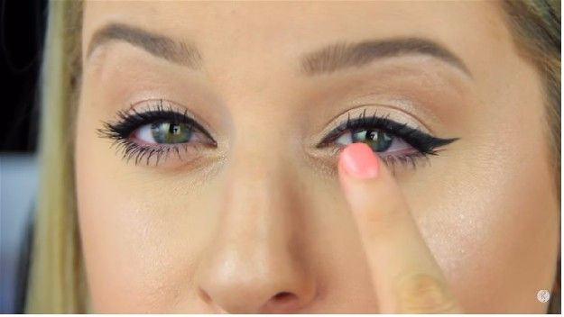 Apply Mascara | How to Apply Fake Eyelashes Beginner's Guide...