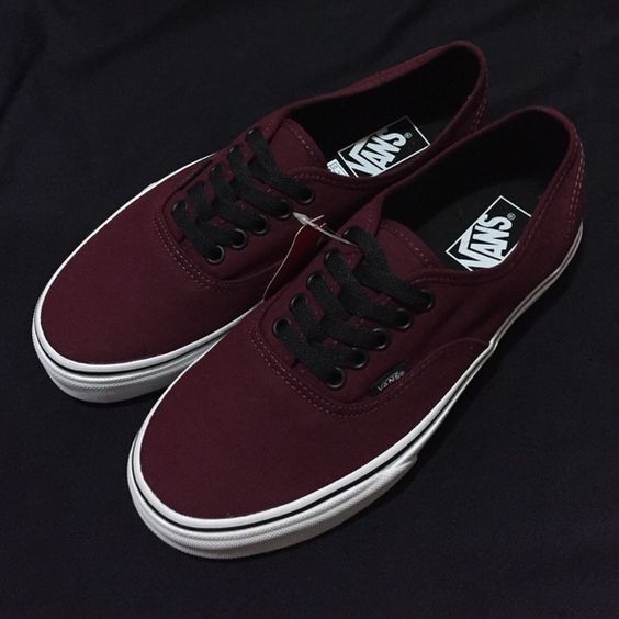 Vans Shoes classic is fashion canvas shoes in street style,only $26.9...